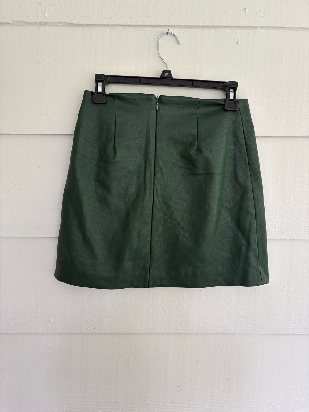 Maeve Anthropologie Green Faux Leather Mini Skirt Size US 0 - Picture 4 of 7